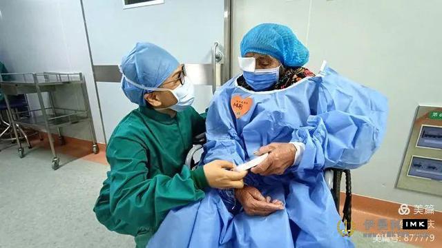 They traveled 800 kilometers a day to Guangxi and helped 100 patients with eye disease regain sight in two days news picture3Zhang